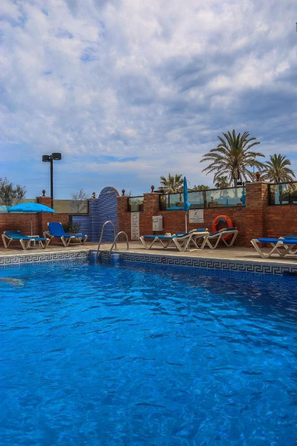 פואנגירולה New Studio In Stella Maris With Stunning Sea Views מראה חיצוני תמונה